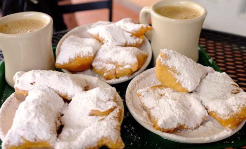 beignets French doughnuts