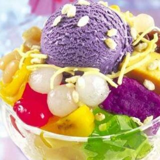 halo halo Filipino ice cream sundae dessert