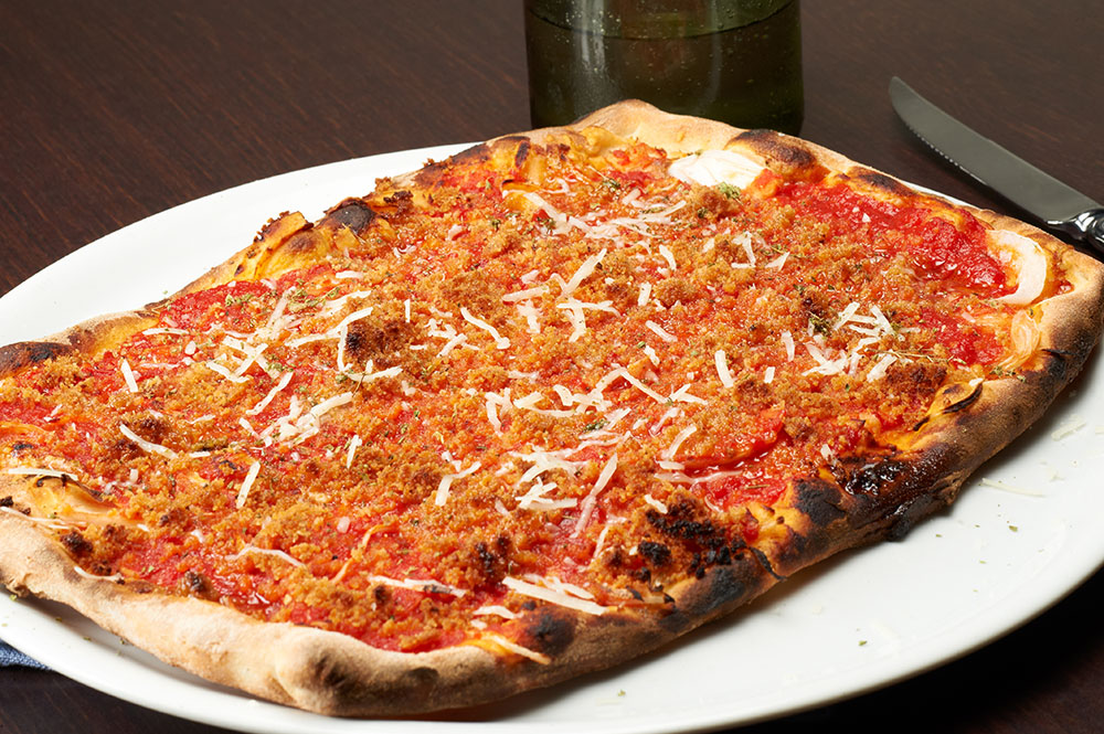 Sfincione: this Sicilian pizza is made for bread lovers