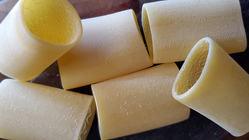 paccheri pasta tubes 