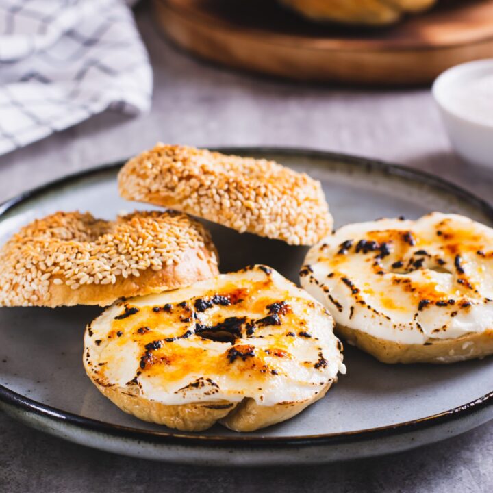 creme bruleegle creme brulee bagel